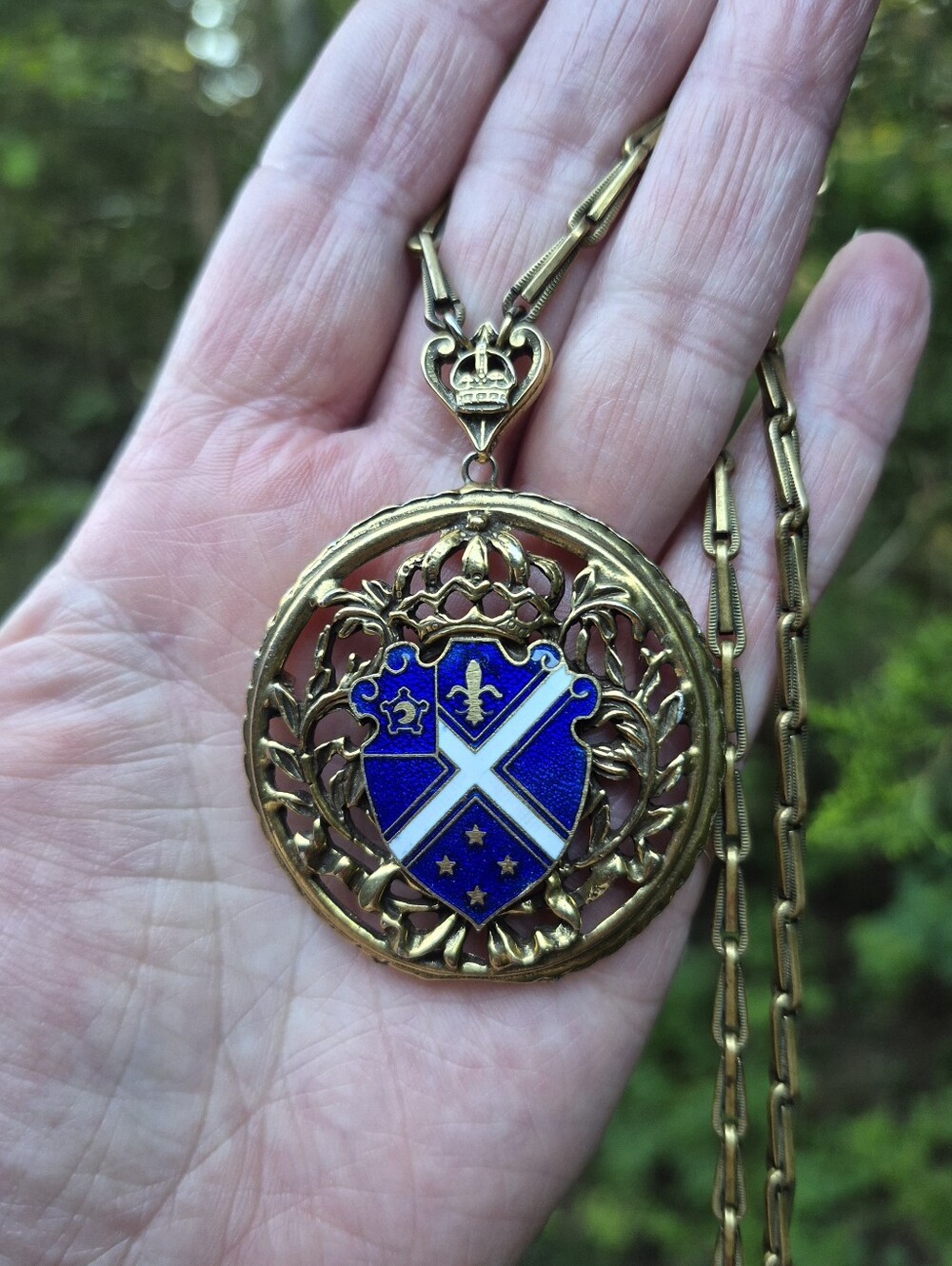 Vintage US Army 29th Engineer Battalion Enamel Shield Military Rare Necklace